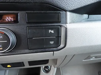Volkswagen E-Crafter furgon 135KM 022915 - podsufitka