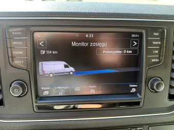 Volkswagen E-Crafter furgon 135KM 022915 - wnetrze
