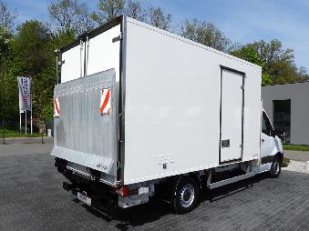 MERCEDES SPRINTER 316 CHŁODNIA KONTENER 0*C WINDA 8 PALET TEMPOMAT PNEUMATYKA KLIMATYZACJA  160KM