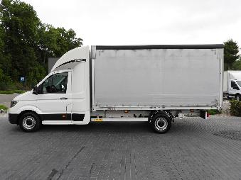 VOLKSWAGEN CRAFTER  PLANDEKA 8 PALET WEBASTO TEMPOMAT LEDY KLIMATYZACJA  180KM