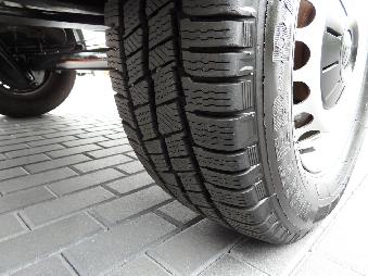 VOLKSWAGEN CRAFTER  PLANDEKA 8 PALET WEBASTO TEMPOMAT LEDY KLIMATYZACJA  180KM