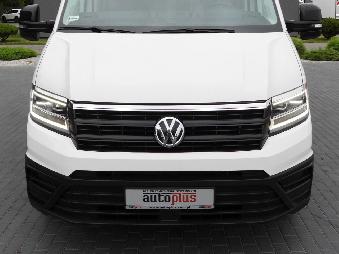 VOLKSWAGEN CRAFTER  PLANDEKA 8 PALET WEBASTO TEMPOMAT LEDY KLIMATYZACJA  180KM