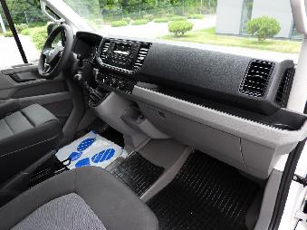 VOLKSWAGEN CRAFTER  PLANDEKA 8 PALET WEBASTO TEMPOMAT LEDY KLIMATYZACJA  180KM