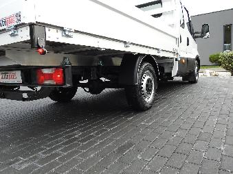 IVECO DAILY 35S15 SKRZYNIA PODWÓJNA KABINA DOKA 7 MIEJSC KLIMATYZACJA  150KM